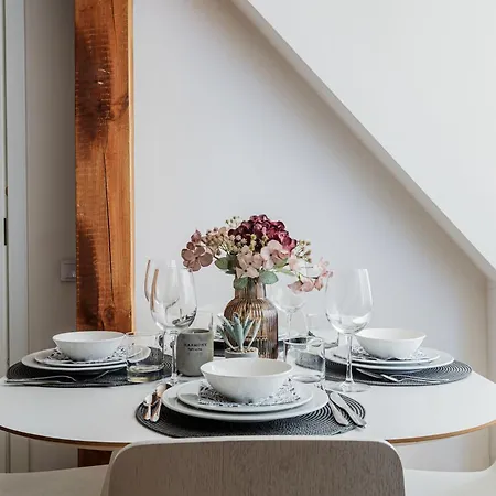 Appartement Charming Loft With Historic Beams, Sleeps 6