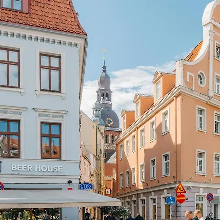 Charming Loft With Historic Beams, Sleeps 6 * Riga