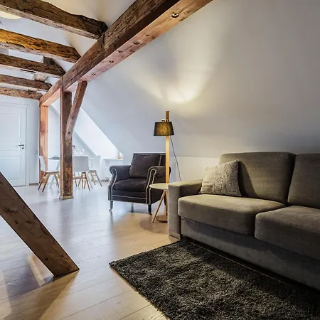 Charming Loft With Historic Beams, Sleeps 6 * Riga